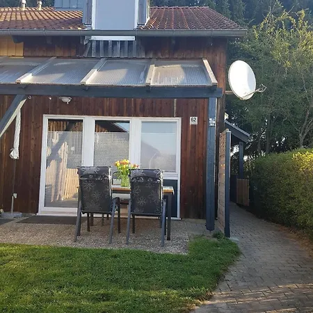 Gemuetliches Mit Kamin Und Eigenem Garten In Bayerischem *